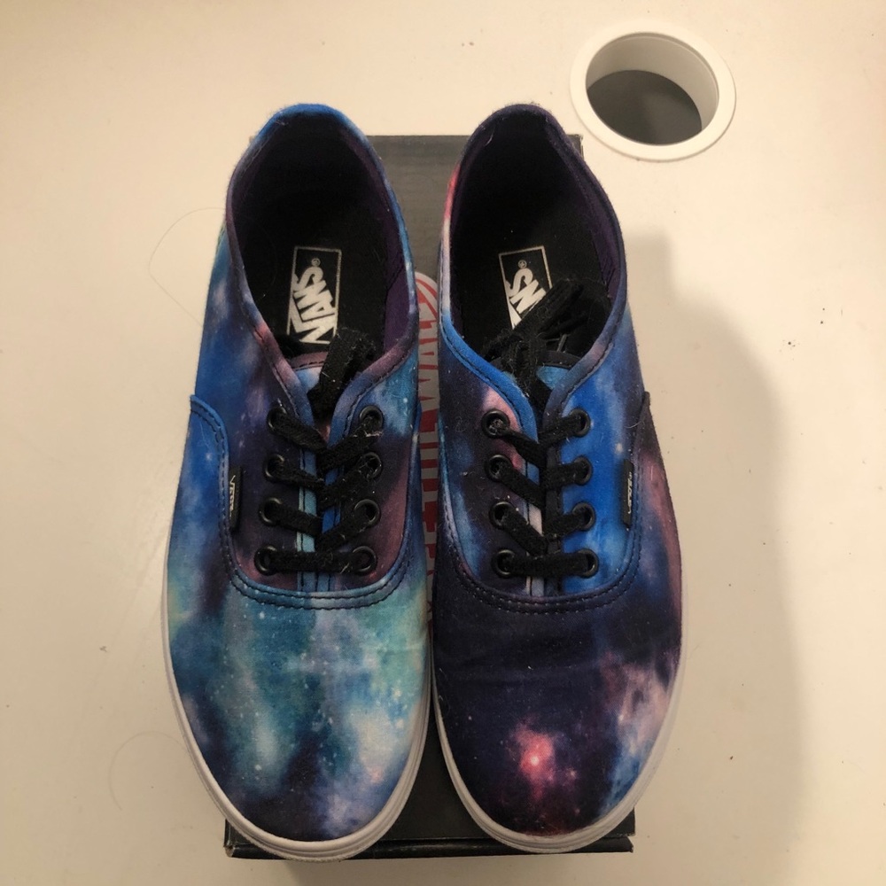 Cosmic Galaxy Vans